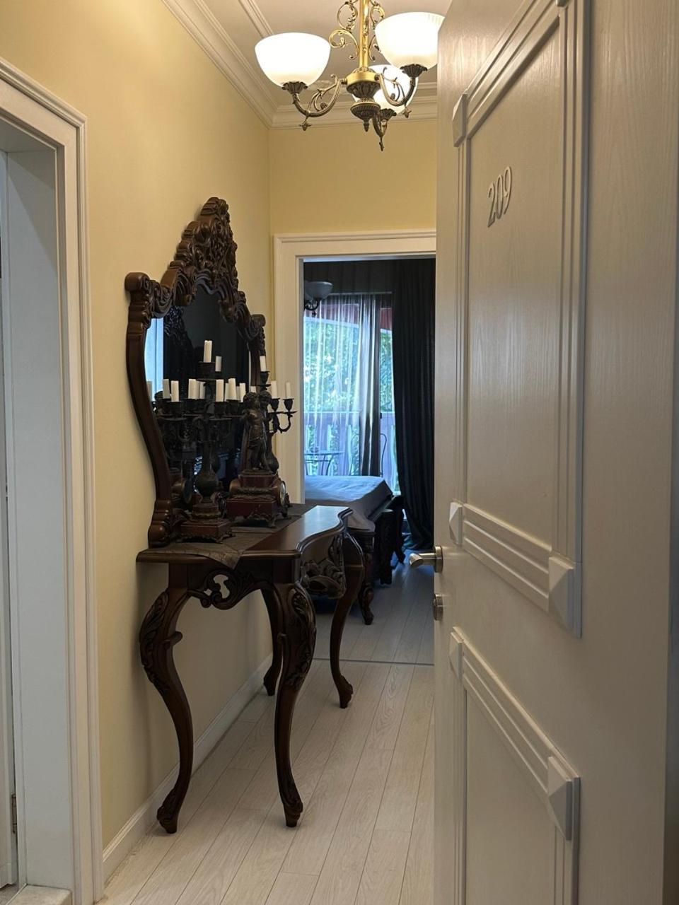 Central Luxury Antique Apartment Varna Luaran gambar