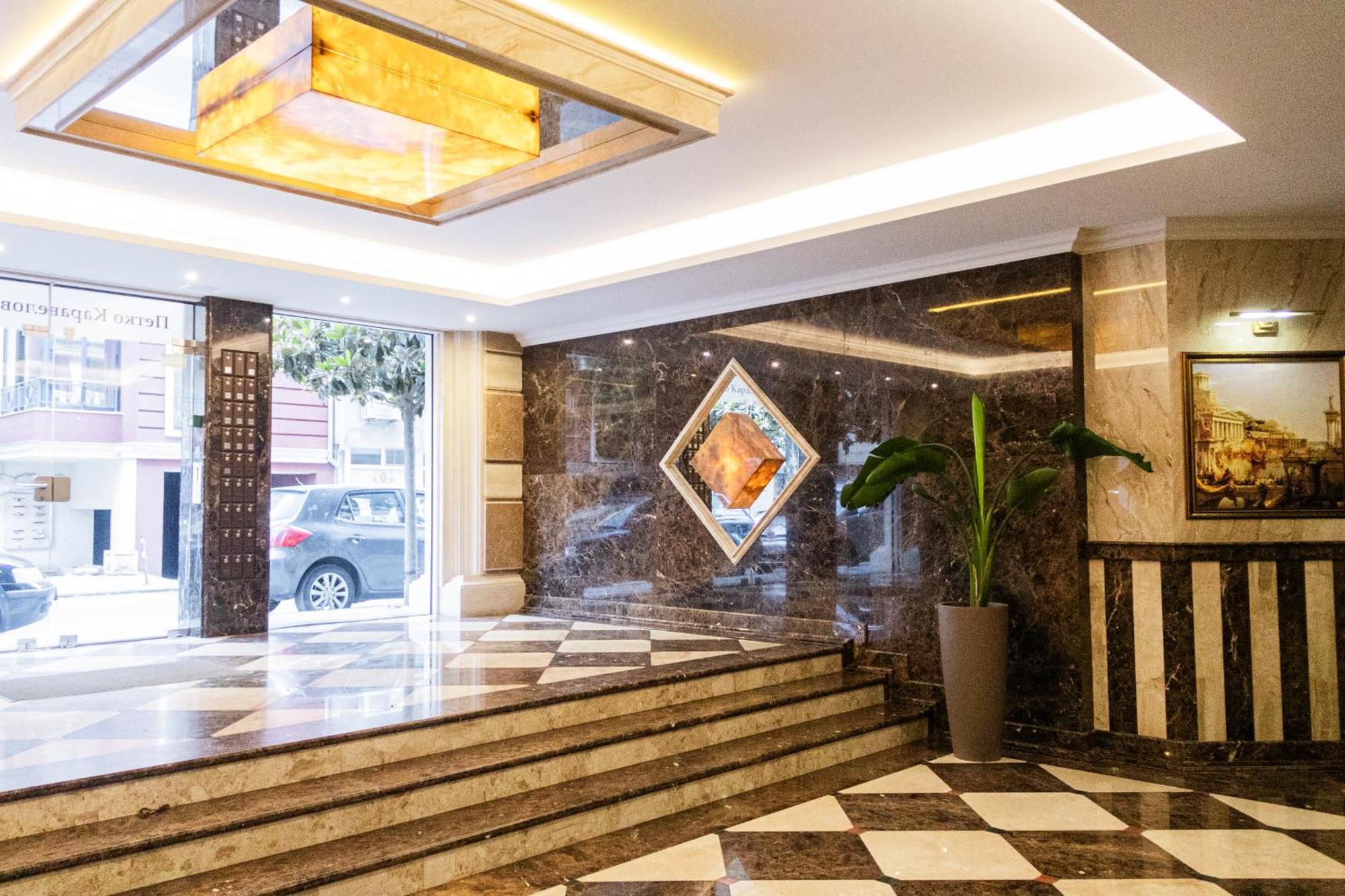 Central Luxury Antique Apartment Varna Luaran gambar